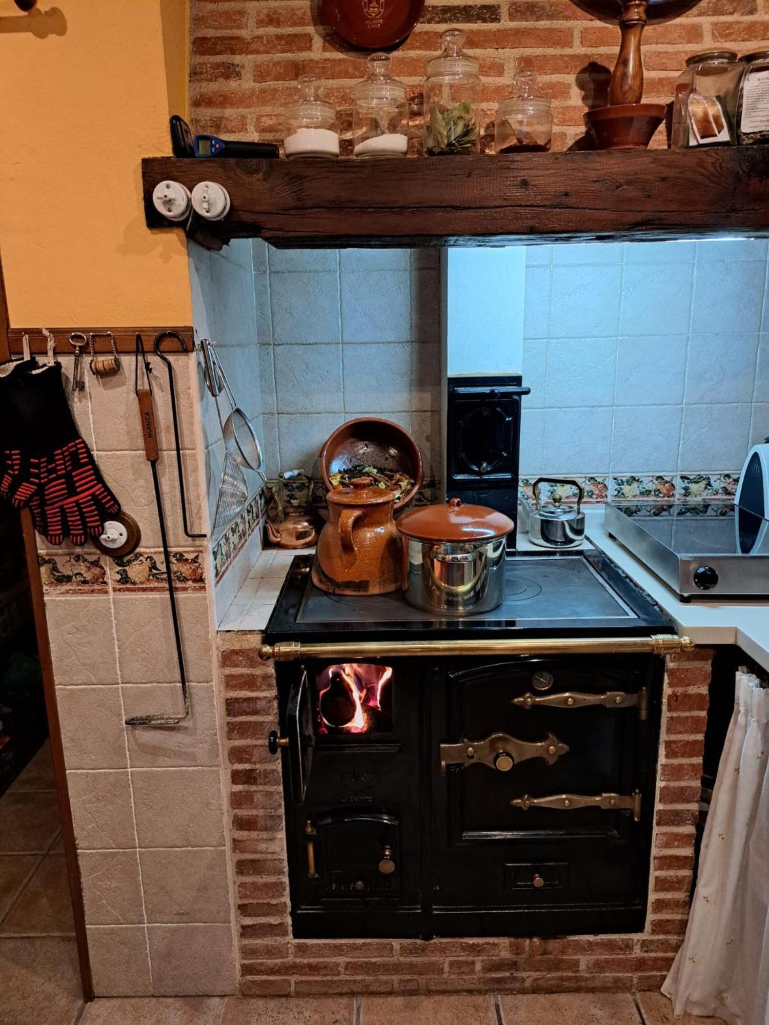 Vinarius, Posada Rural Castellanos de Villiquera 외부 사진